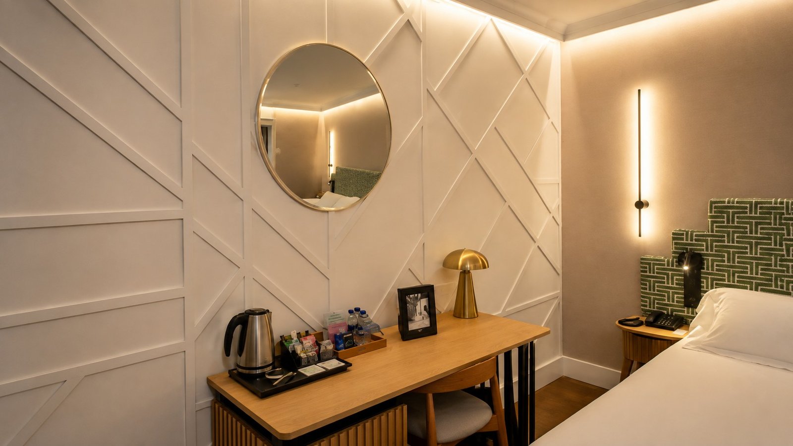 Habitación de hotel reformada y equipada por IE Contract — proyecto Vincci Hoteles